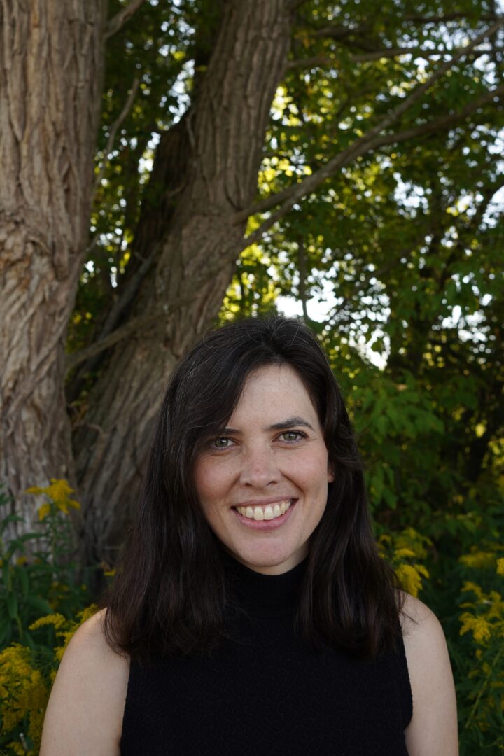 Abigail Miller headshot